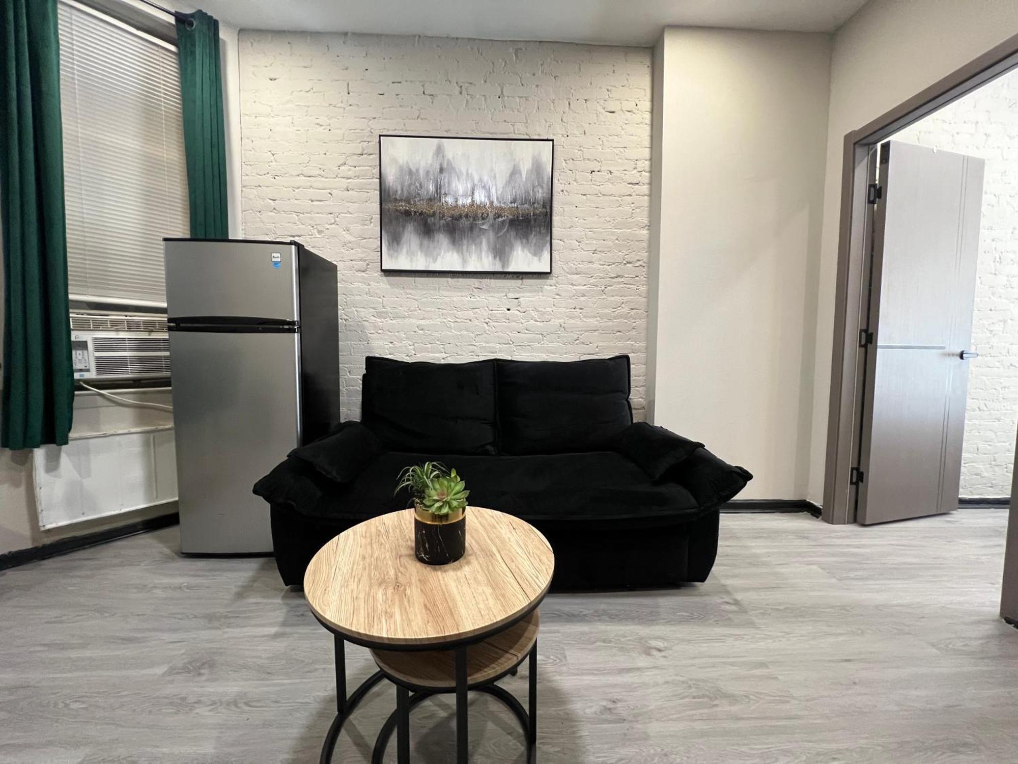 The Midtown Marquis Apartment *